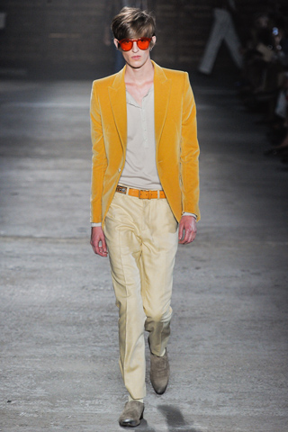 Alexander McQueen / - 2012